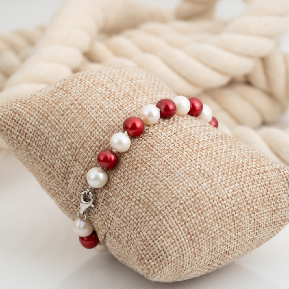 crimson white pearl bracelet