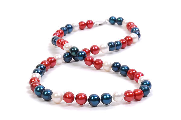 18" Red, White and Blue Freshwater Pearl Necklace