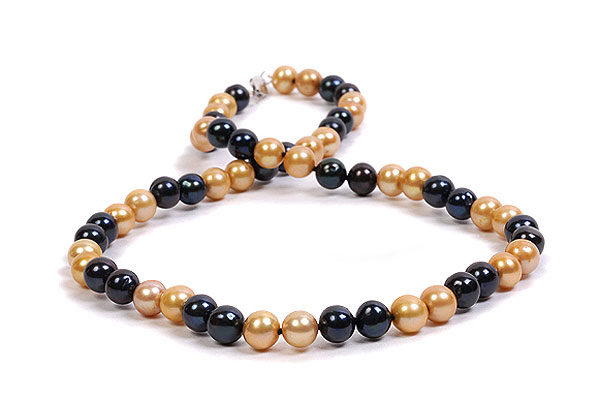 Black and gold freshwater pearl necklace