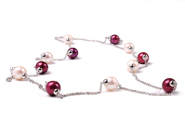 Crimson & White Tin Cup Pearl Necklace