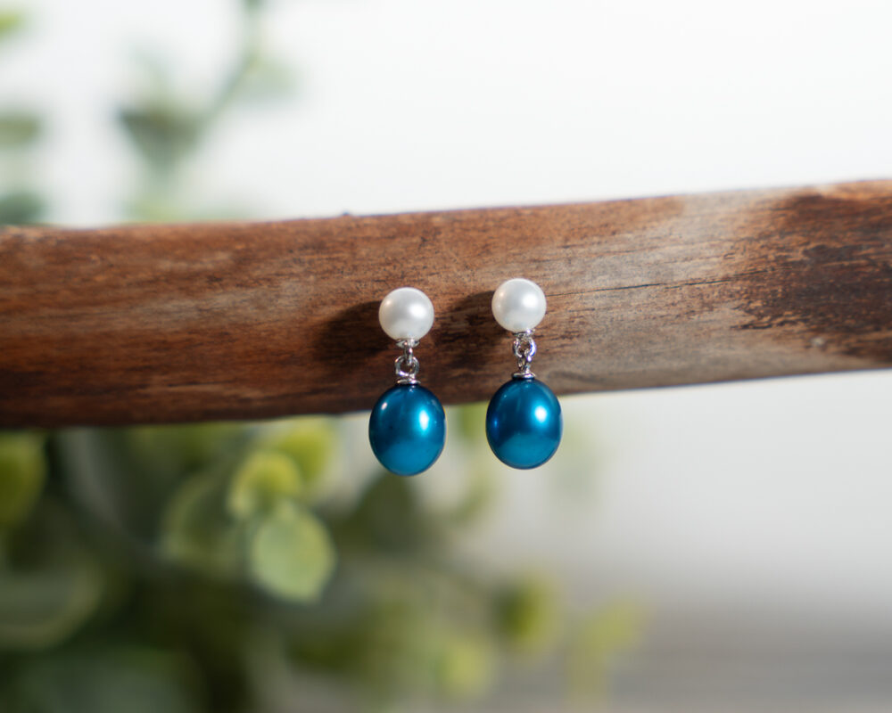 Blue and White Freshwater Pearl Earrings - Image 5