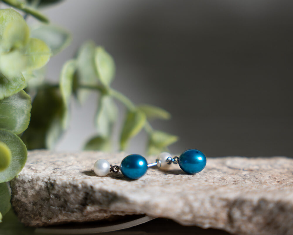 Blue and White Freshwater Pearl Earrings - Image 3