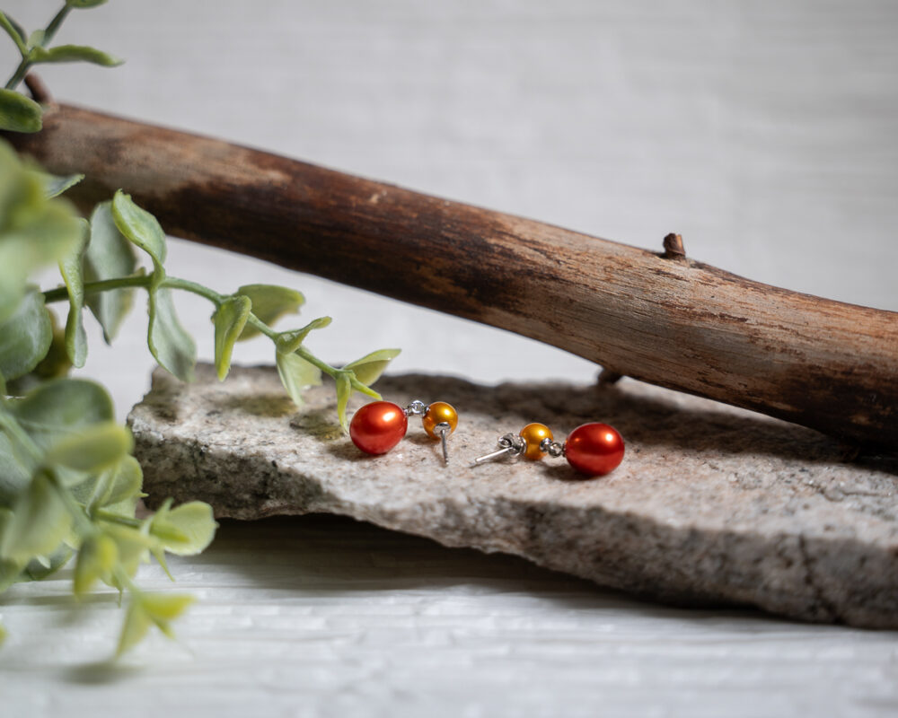 Cardinal & Gold Freshwater Pearl Earrings - Image 6